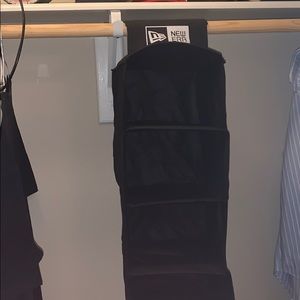 NEW ERA HAT RACK